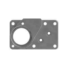 Caterpillar Oil Filter Base Adapter — açılı görünüm
