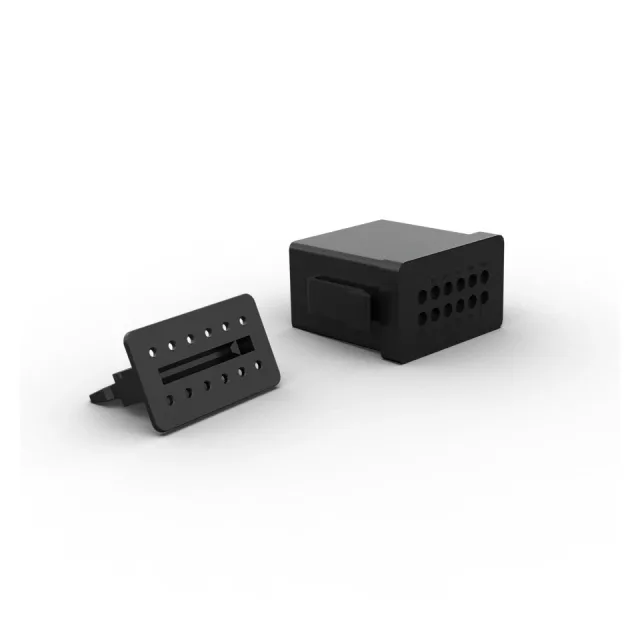 PLUG CONNECTOR