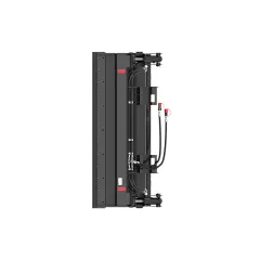 Caterpillar 0.9 m3 (1.2 yd3), Skid Steer Çiftr, Bolt-On Cut Edge — açılı görünüm