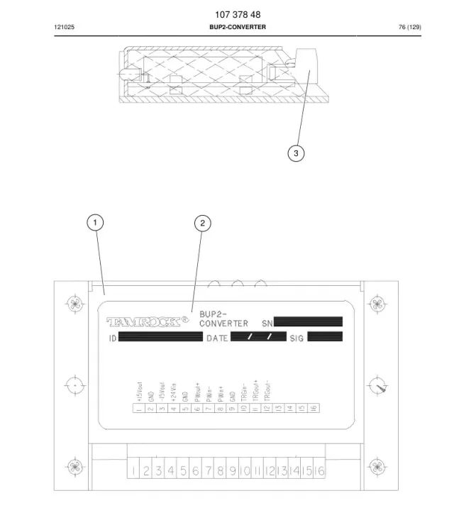 PLUG CONNECTOR